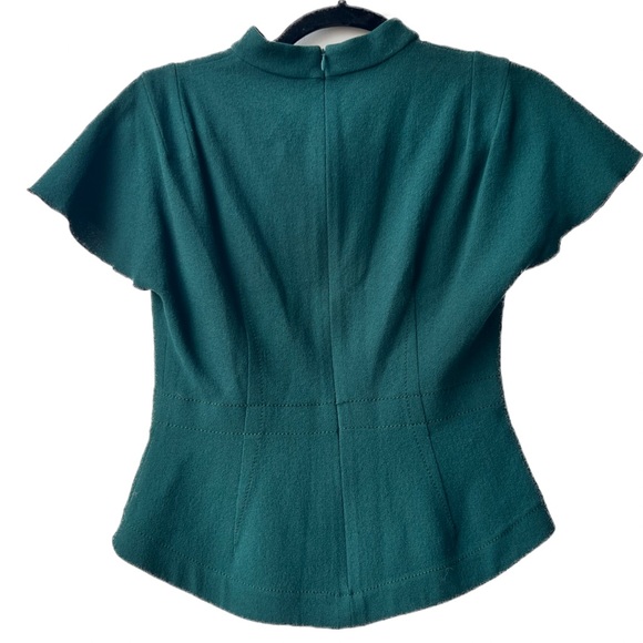 Marc Jacobs 100% Wool Green Top l Size 0 l like-new - Picture 2 of 5